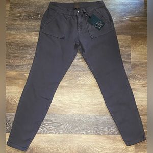 NWT CHASER VINTAGE CANVAS SURPLUS PANT WITH PATCH POCKET SIZE MEDIUM IN ASPHALT